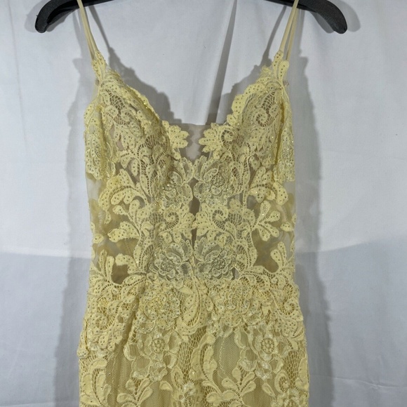 NEW La Femme [ 2 ] Stretch Lace High Slit Gown in Pale Yellow - Picture 9 of 14
